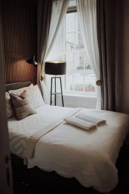 16 Pilrig Guest House - Bed and Breakfasts