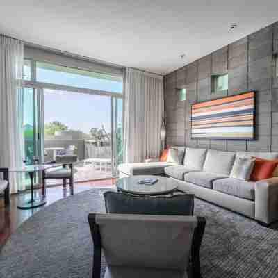 Sanctuary Camelback Mountain Resort and Spa Rooms