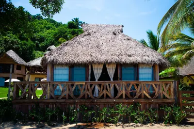 Amaca Beach Hotel - Quimixto Eco Resort Hotel di Yelapa