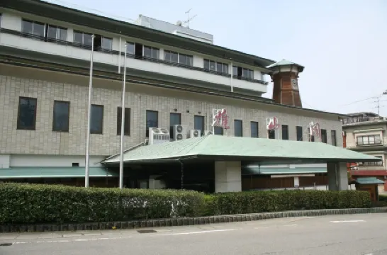 雄山閣（BBHホテルグループ）