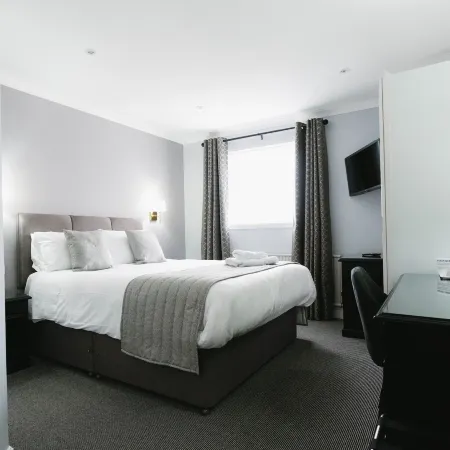 New Inn Hotel
