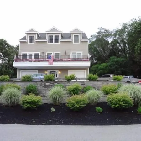 Josephine's on the Bay Bed and Breakfast