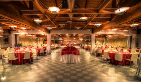 Hotel Dante Family Spa Resort Отели рядом с достопримечательностью «Bagno Jolly 79»