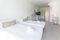 Park & Suites Village Gorges de l'Hérault-Cévennes Hotels in Rogues