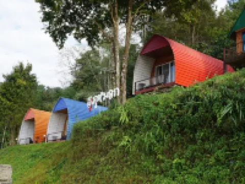 ภูหมอก แค้มป์ (ภูชี้ฟ้า) โรงแรมในอำเภอ เทิง