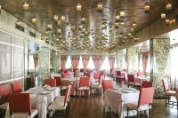 Hotel Al Bustan Hotels in Aalay