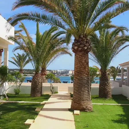 Hotel Roca Bella