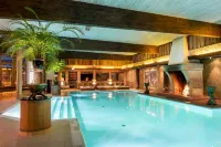 Wellnesshotel Seeschlößchen - Privat- Spa & Naturresort - Pools