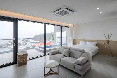 Pohang Madame Annette Pool Villa - Dogs Allowed Hotels in Pohang