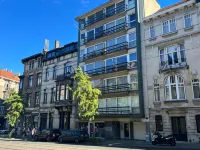 Flat Moliere Hotels in Forest