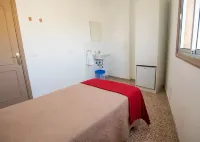 Pensión Alcalá Hotels in Los Gigantes