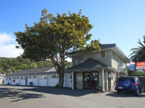 Midway Pacifica Lodge Hotels in Lower Hutt