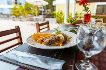 Aquaville Apart Hotel