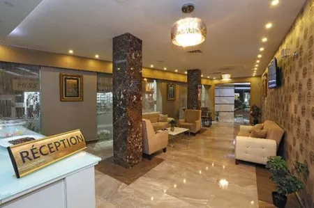 Hôtel Saray Отели рядом с достопримечательностью «Abou bakr esseddik Mosque»