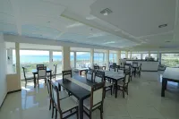 Hotel Holiday Hotels in Sarandë