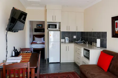 A Little Guesthouse - 3 estrellas