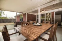 Coastal theme getaway Relaxing, Patio Arcade