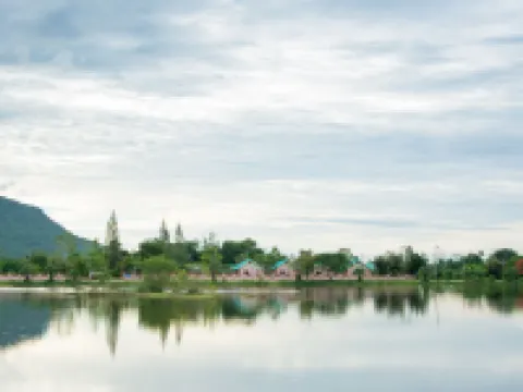 ชุมแพลากูน รีสอร์ท โรงแรมในอำเภอ ชุมแพ