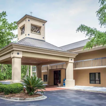 Clarion Inn & Suites Aiken South