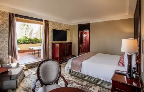 太陽城瀑布度假村酒店