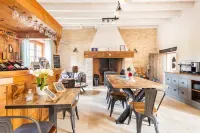 B&B des Histoires d'Anges - Côté Jardin - Accueil Vélo Hotels in Tournus