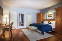 Romantik Hotel Kleber Post Hotels in Altheim