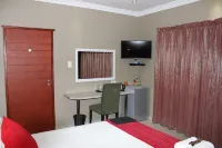 Big Five Guest House Hotels in Umtata