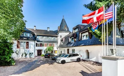 Hotel Villa Falkenberg Hotel in zona Basilika Sankt Suitbertus