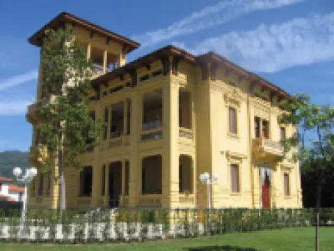 Villa Moorings Hotels in Barga
