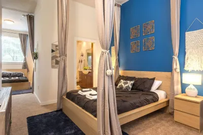 ASK FOR Discount-vibrant 2 Story Apt Apple TV