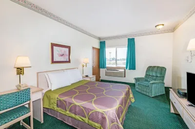 Super 8 by Wyndham Willcox Hotels in Willcox