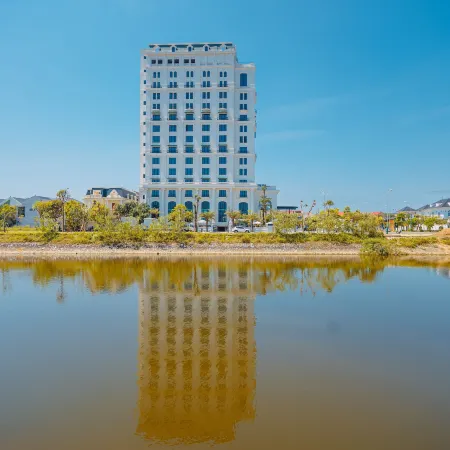 Rex Quang Binh Hotel