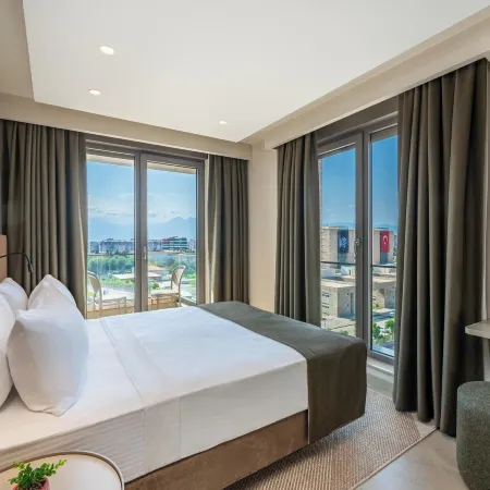 Casamax Suites
