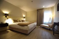 SIENNA Hotel Hotels in Alguber