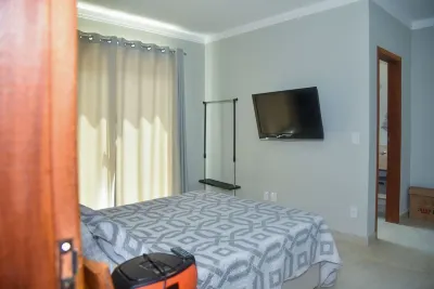 Casa com piscina e Wi-Fi em Itapetininga Hotels near Congregação Cristã no Brasil - Vila Arruda