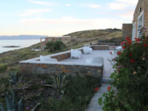 Iliadasuites Simousi Kythnos Hotels in Kythnos