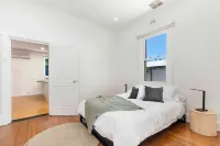 Bobby's Beachside Bungalow in Grange