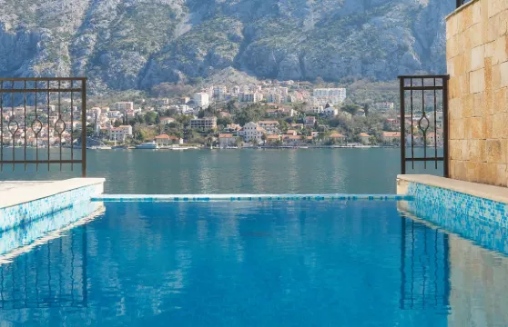 菲諾港住宅公寓