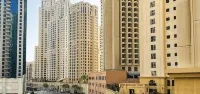 Alphatel Beach Hostel JBR