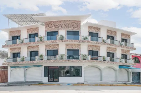 Casa Xtao Hotel