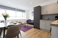 Stylish Apartment in Central MCR by Pillo Rooms Hoteller i Cheetham Hill