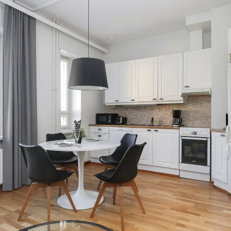 Kotimaailma Apartments Kamppi - 3BR