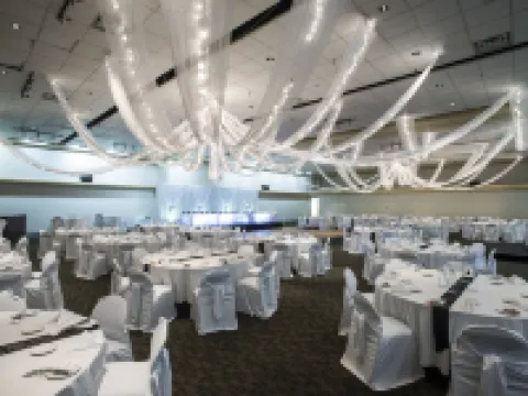 Le Noranda Hotel & Spa, Ascend Hotel Collection Hotels in Noranda