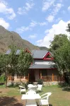 Boho Grove Hotels in Pekhri