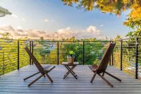 Stunning LA Luxury Retreat Ideal for Work or Play Hotels near Fatty Ding Square