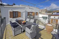 Pentasino Heritage Suites - Хоумстей