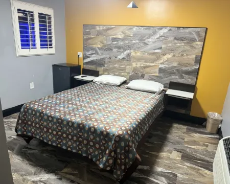 ボブズ モーテル コマースのホテル