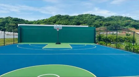 Sunny-shore Hideaway Отели в г. Лусеа