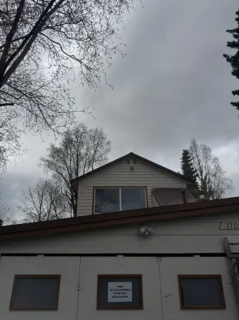 Minutes from Museum, Train Depot, Malls and Shopping and Both Hospitals. Отели рядом с достопримечательностью «Парк Ресольюшен»