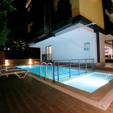 Retro Star Suites